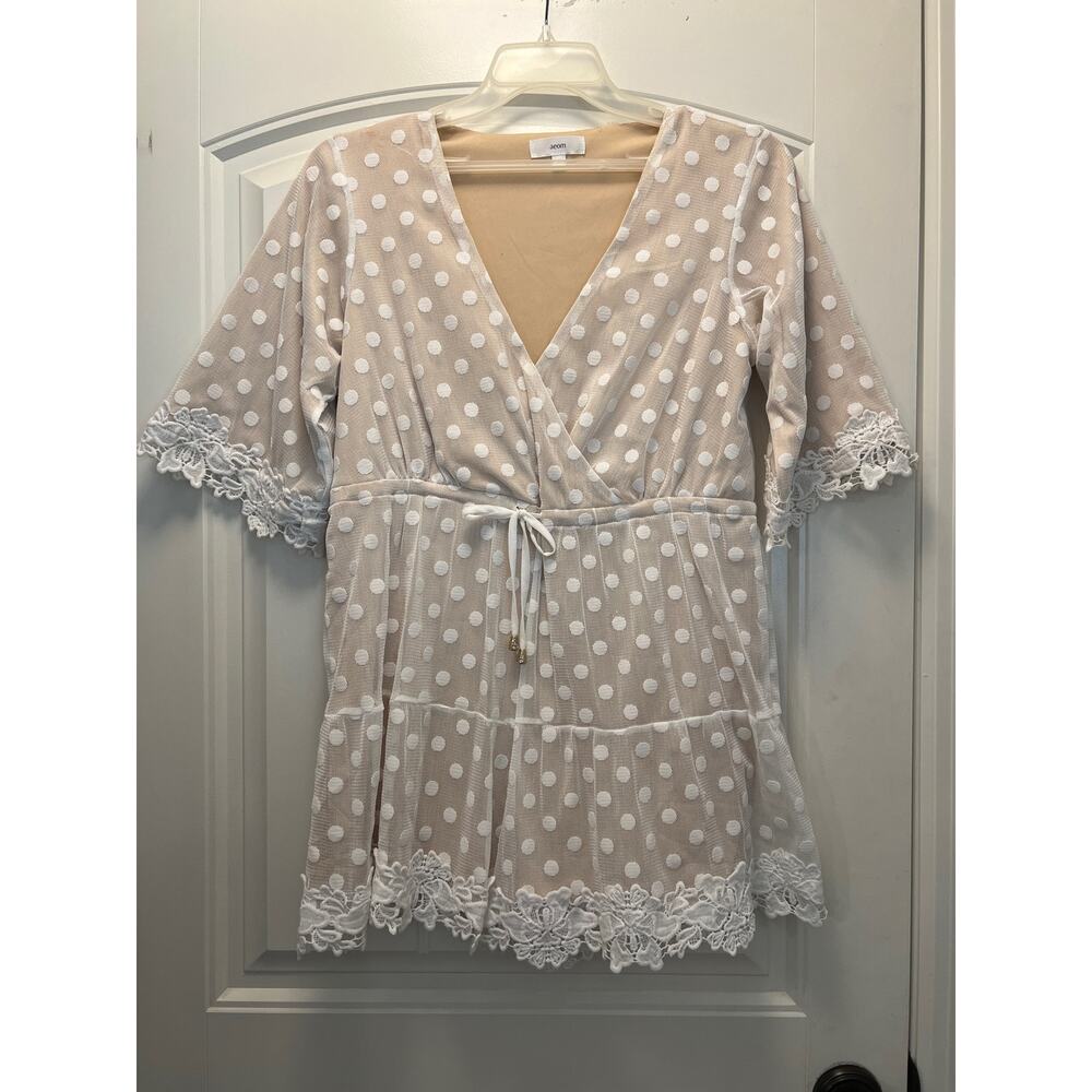 Aeom Women’s V Neck Polka Dots Short Sleeve Lace Trim Romper Size S Beige White